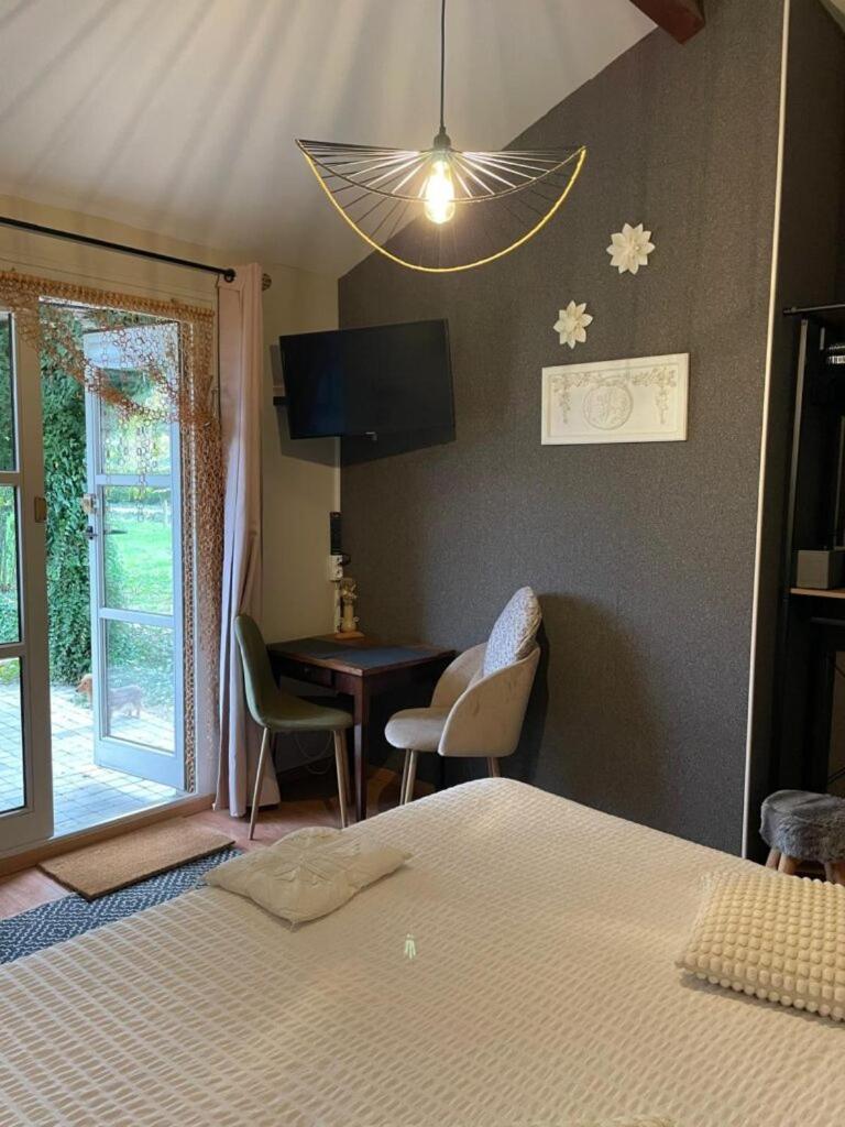 Gite Et Studios Les Barongeres Farges-les-Chalon Zewnętrze zdjęcie